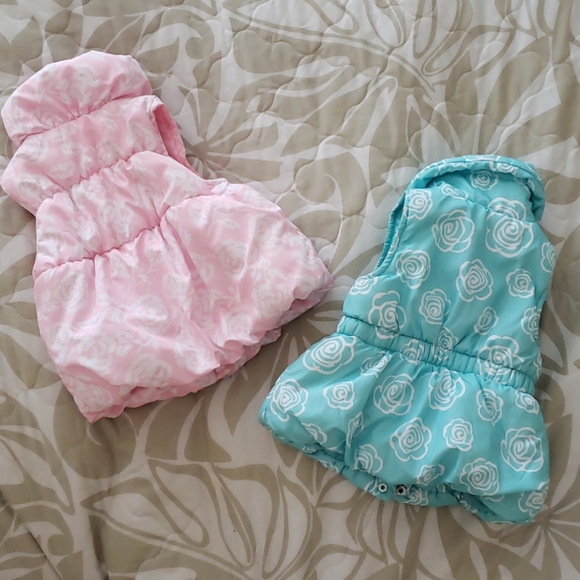 Vests - Picture 4 of 4